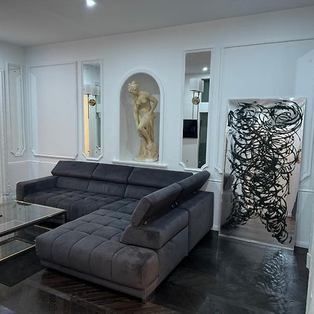 Luxurious Apartment In The Centre Of فيينا المظهر الخارجي الصورة