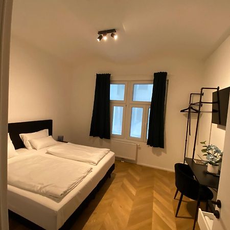 Luxurious Apartment In The Centre Of فيينا الغرفة الصورة
