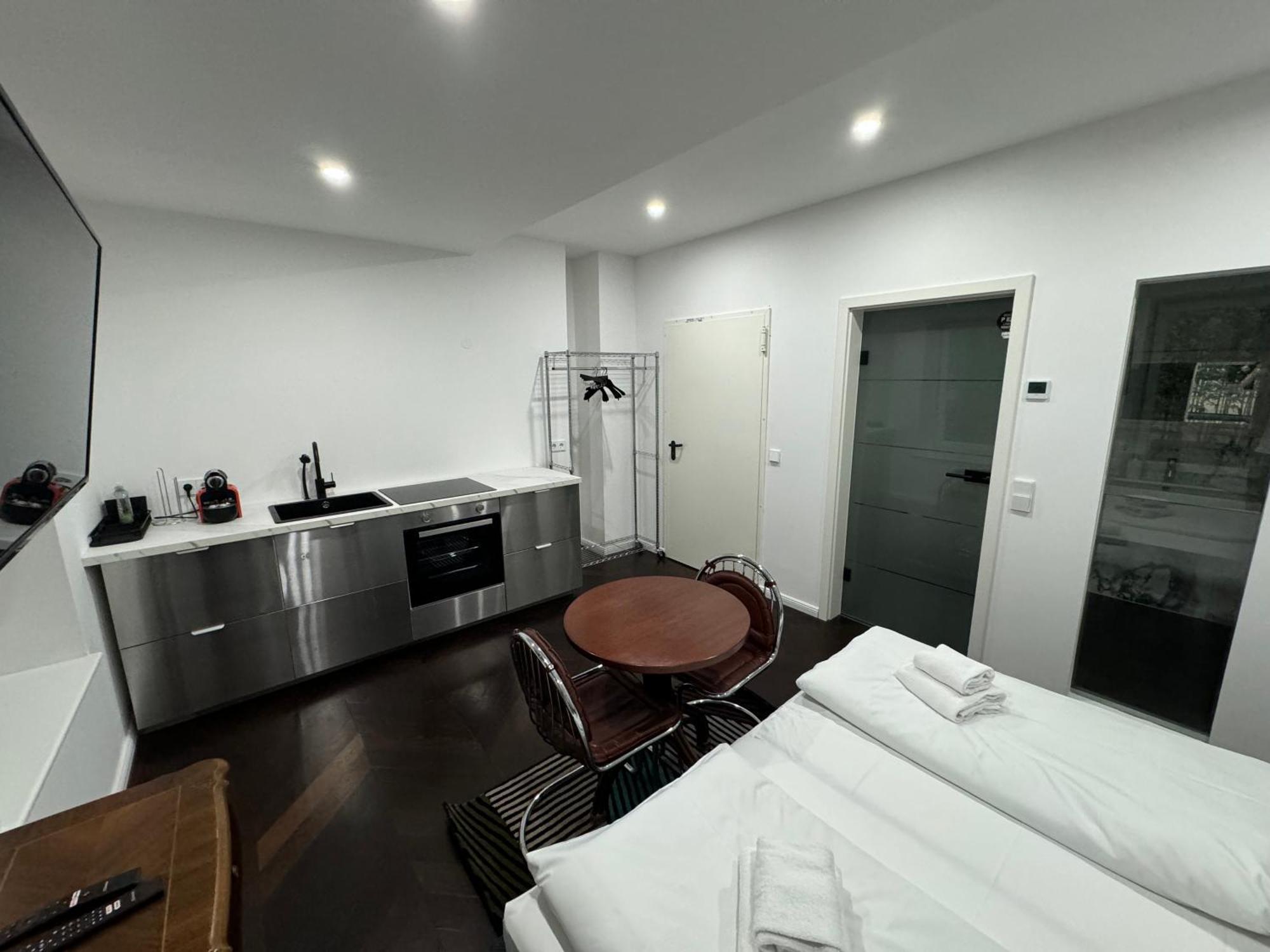 Luxurious Apartment In The Centre Of فيينا الغرفة الصورة